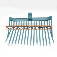 Customized horse pitch fork head for cleaning